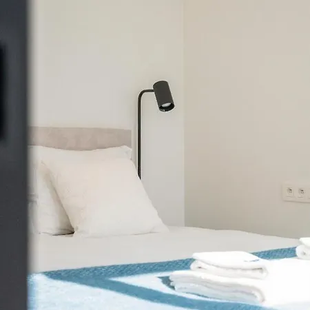 Apartment The Waves-luxurious 3bedroom App W Big Terrace & Garage Ostend